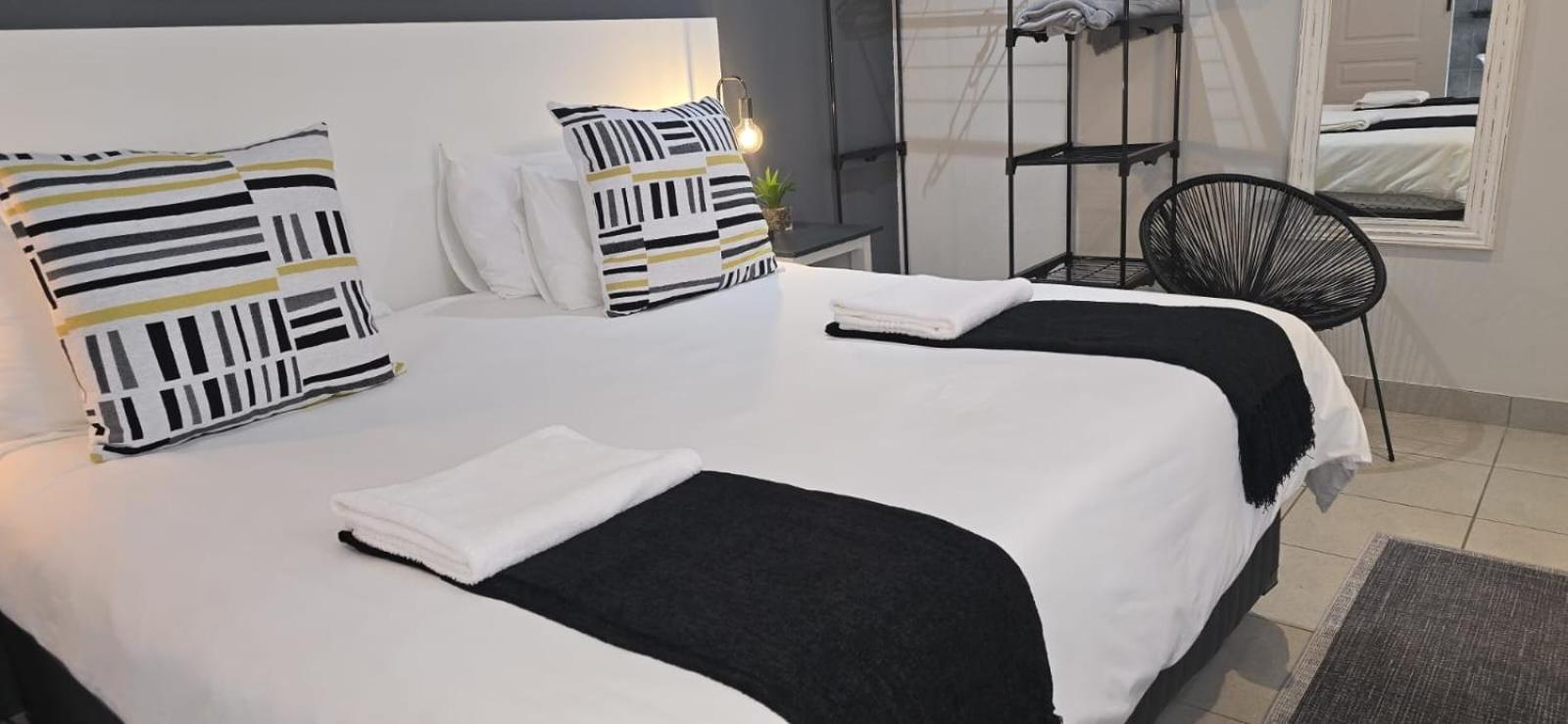 The Lantern Guesthouse Bloemfontein Luaran gambar